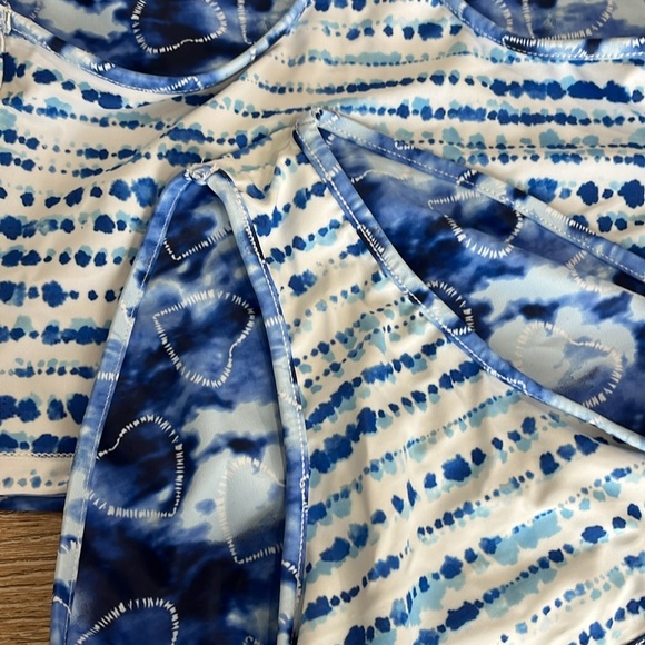 Eddie Bauer Girls 10/12 Reversible Tankini Swimsuit 2PC Blue Heart Set EUC - Picture 10 of 10